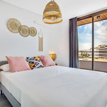 Bonito Apartamento Con Terraza Y Vista Al Mar