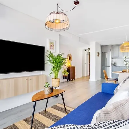 Bonito Apartamento Con Terraza Y Vista Al Mar