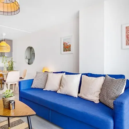 Bonito Apartamento Con Terraza Y Vista Al Mar