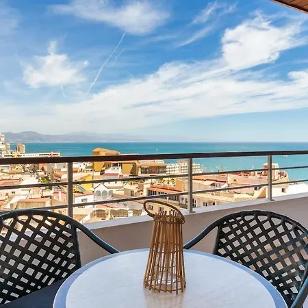 Bonito Apartamento Con Terraza Y Vista Al Mar Daire *